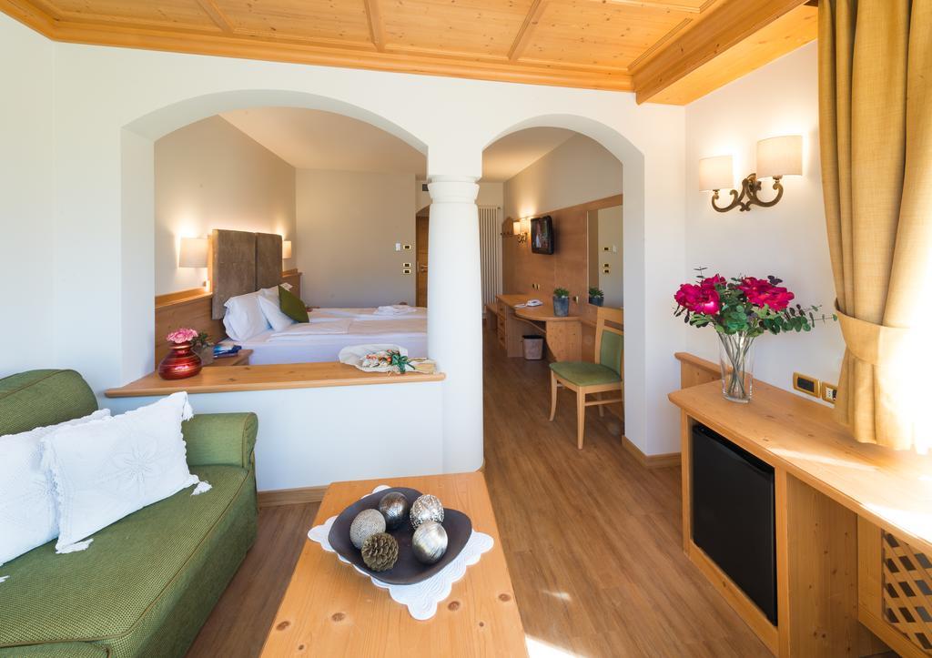 Hotel Ambassador Levico Terme Exteriér fotografie