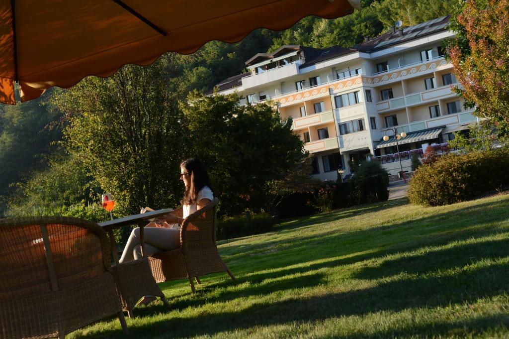 Hotel Ambassador Levico Terme Exteriér fotografie