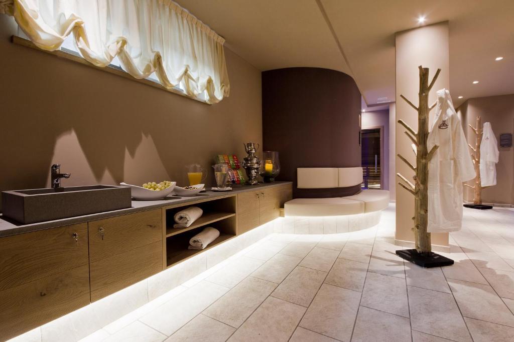 Hotel Ambassador Levico Terme Exteriér fotografie